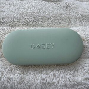 Dosey Seven Day Pill Compact in Sage Color NWOT